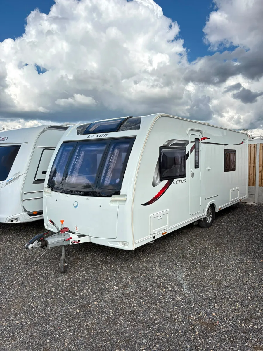 Lunar Lexon 570 4berth fixed single bed caravan - Image 1