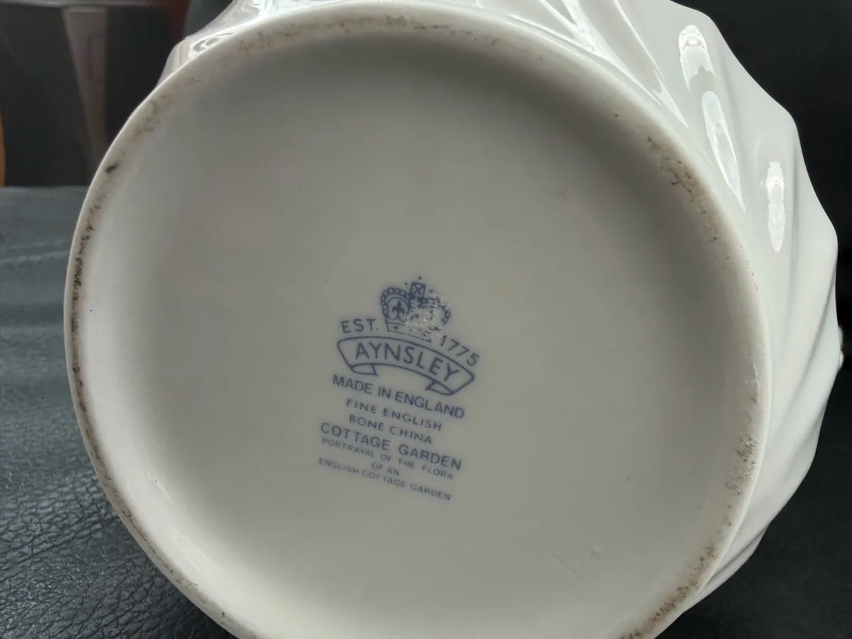 Ansley china coffee pot - Image 2
