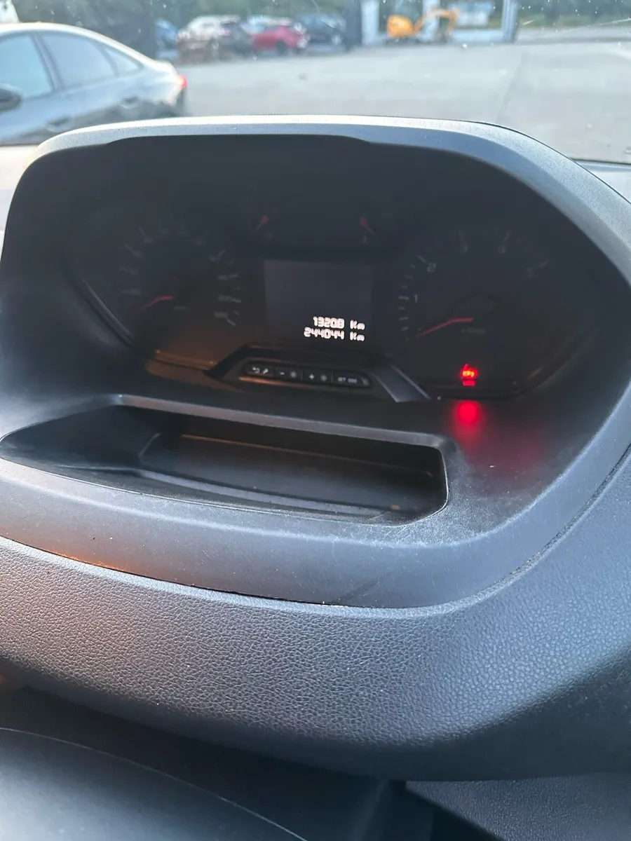 2023 Peugeot Partner ( Not Damaged) - Image 2