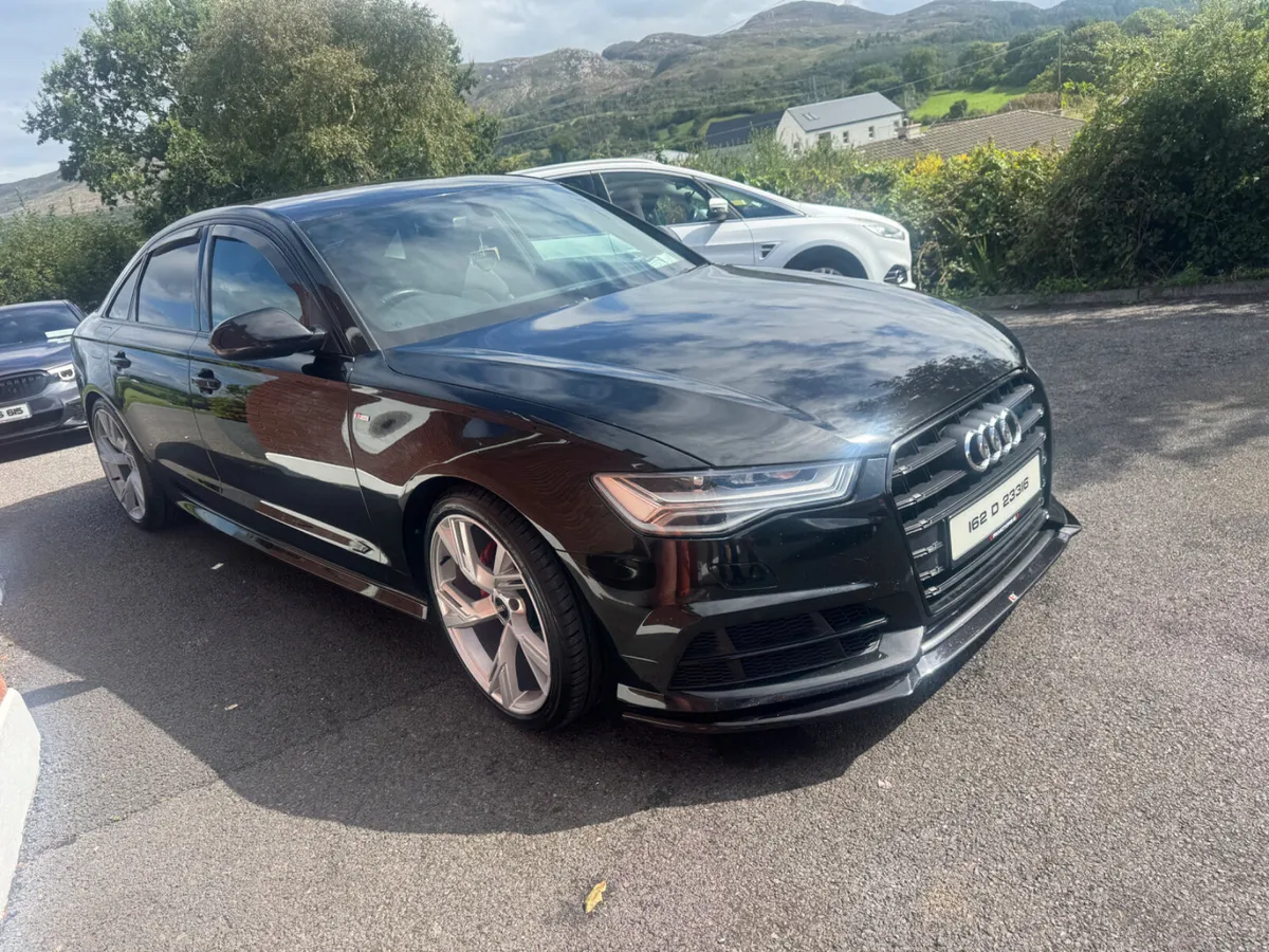 Window tint fitting & dechrome
