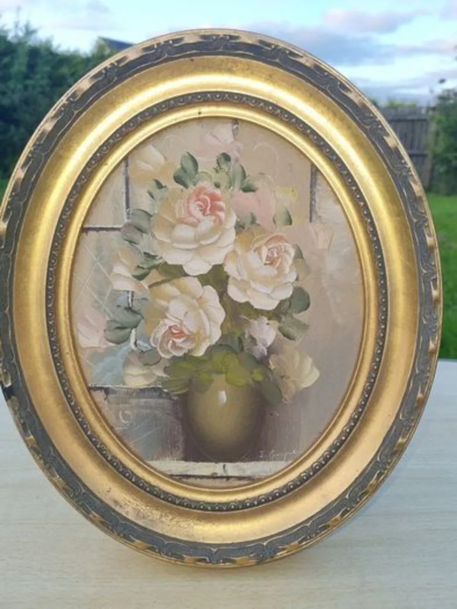 Oval oil painting depicting a still life with flow - Image 1