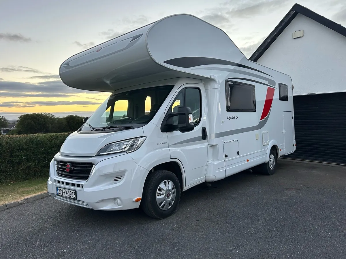 Burstner lyseo 6 berth 6 belt family Motorhome - Image 1