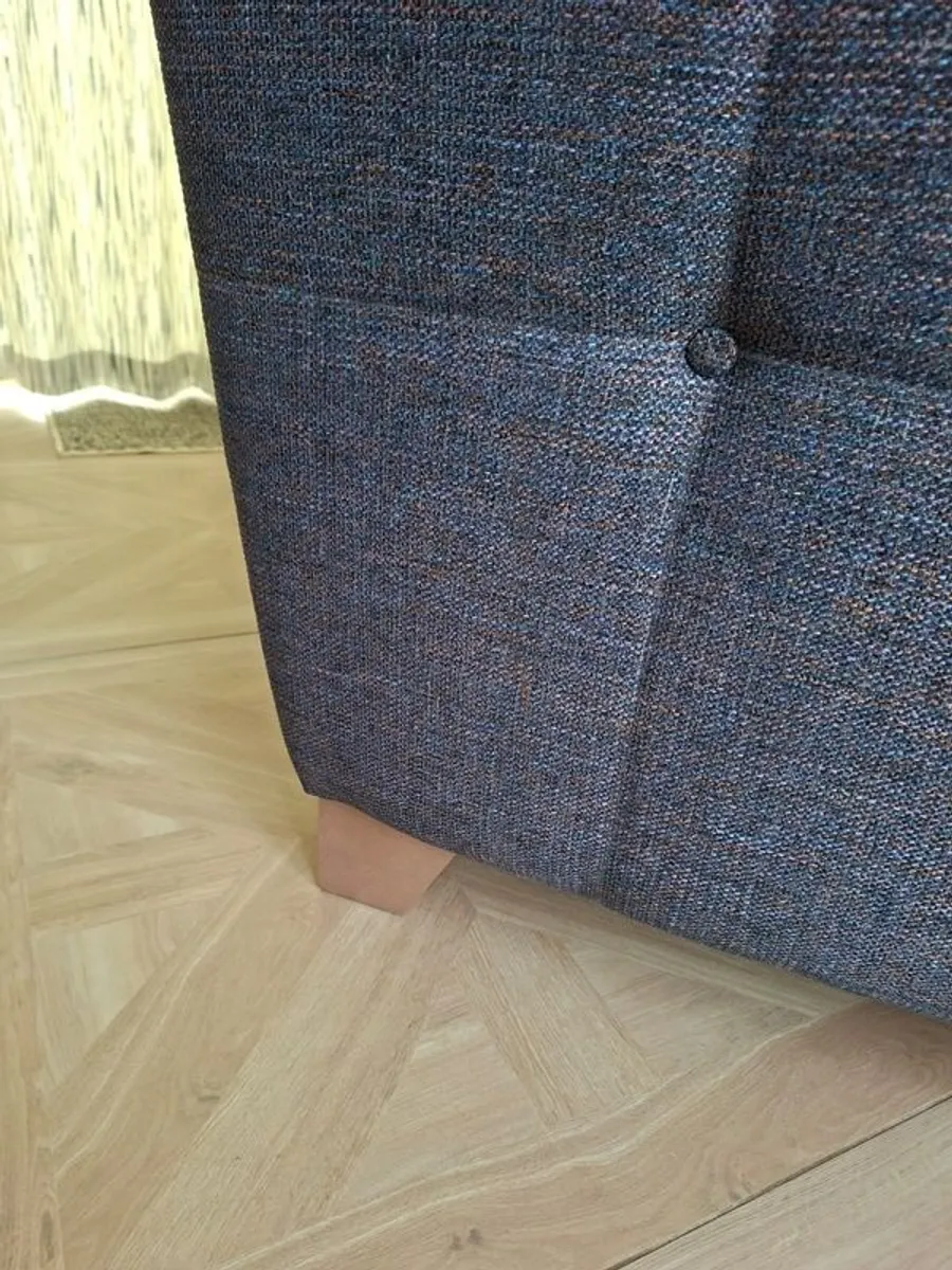 sofa - Image 2