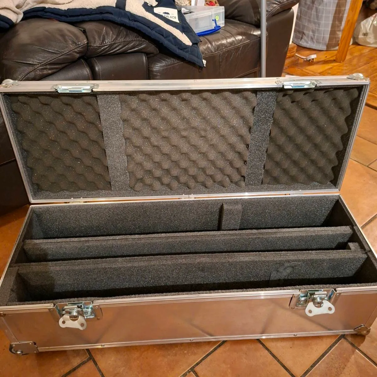 Heavy duty Alluminum Flight case - Image 1