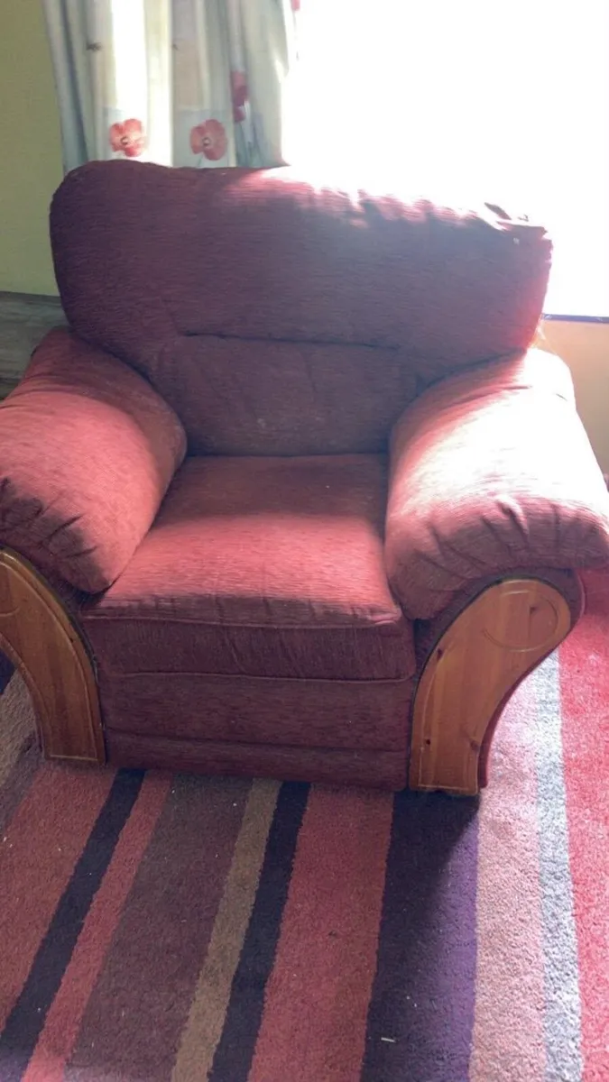 3 seater sofa, 2 armchairs - Image 3