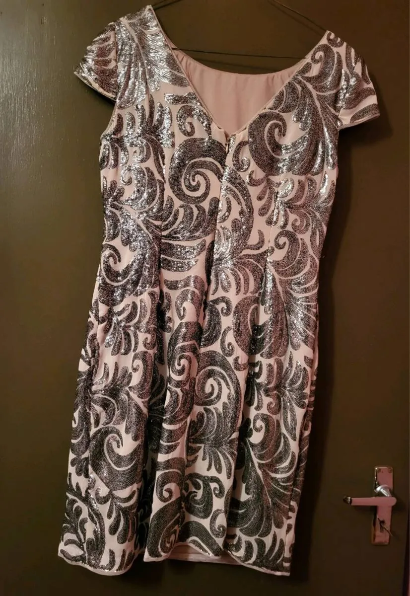 Adrianna Papell Dress (Brand-New) - Image 2