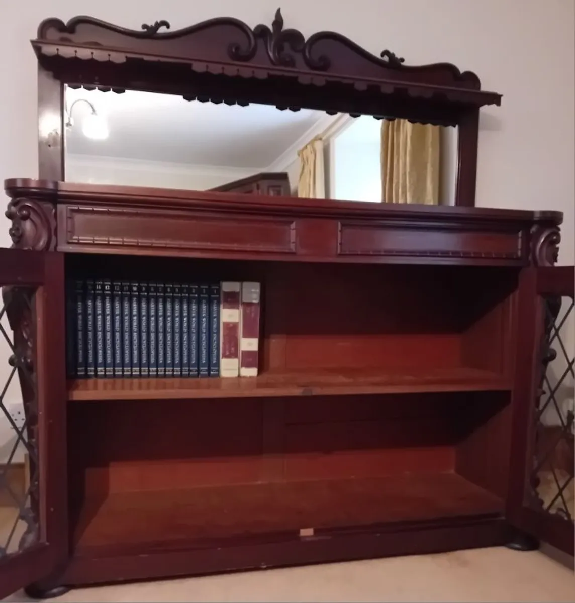 Beautiful Antique Mahogany Chiffonier Sideboard with Mirror & Display Cabinet - Image 3