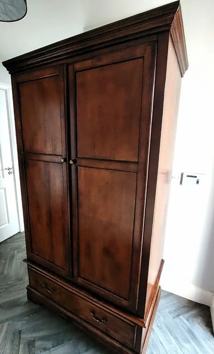 Wardrobe - Image 1