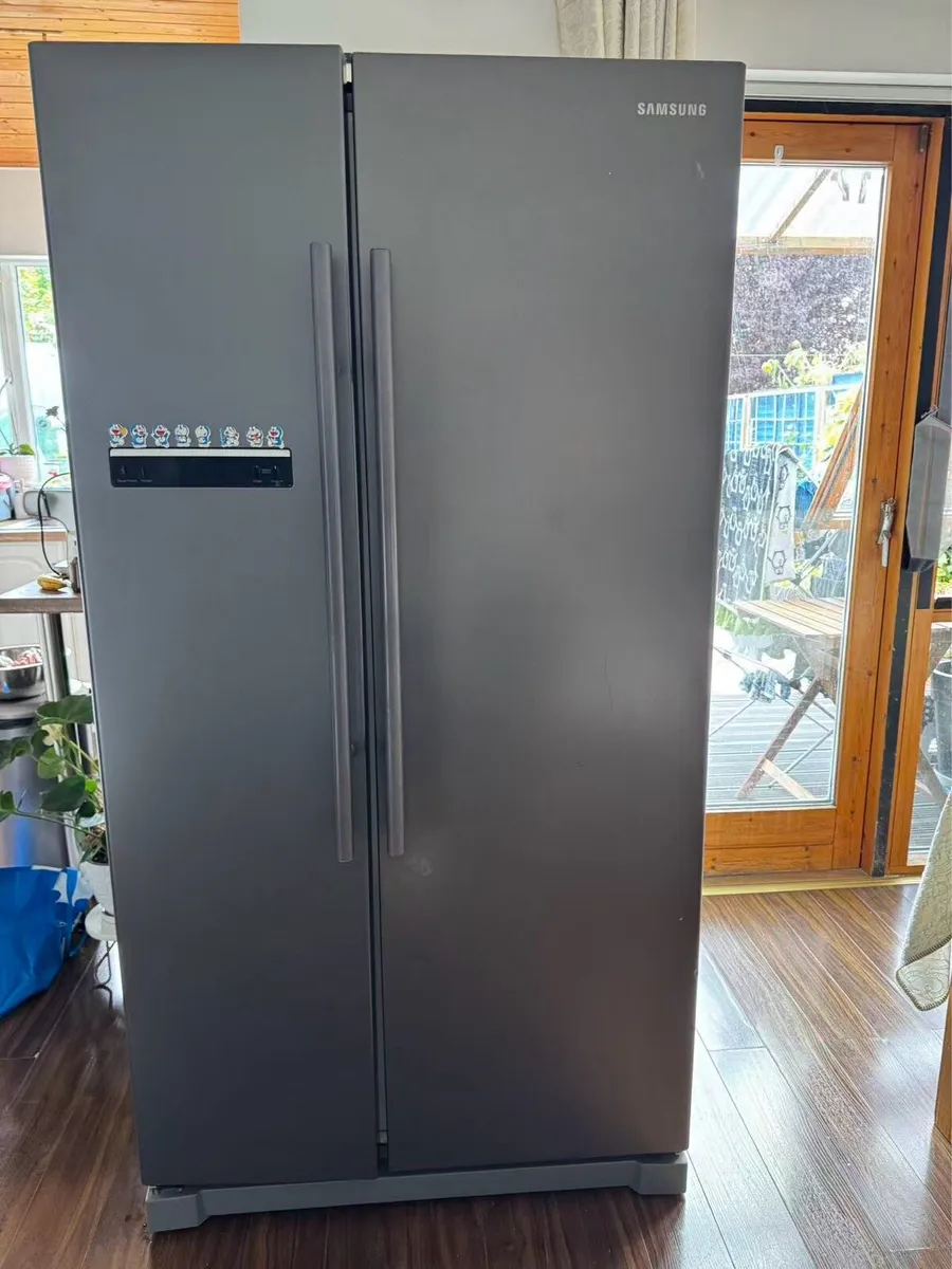 Samsung American style Fridge Freezer - Image 1