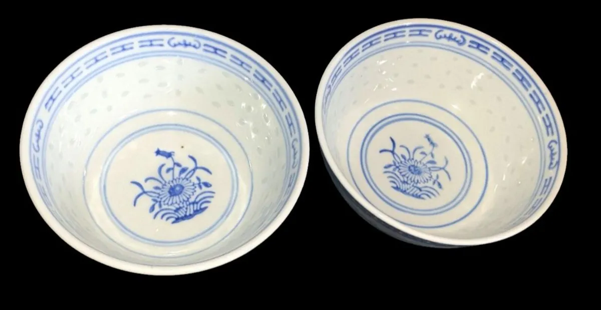 Vintage Chinese Jingdezhen Rice Grain Bowls (Pair) - Image 1