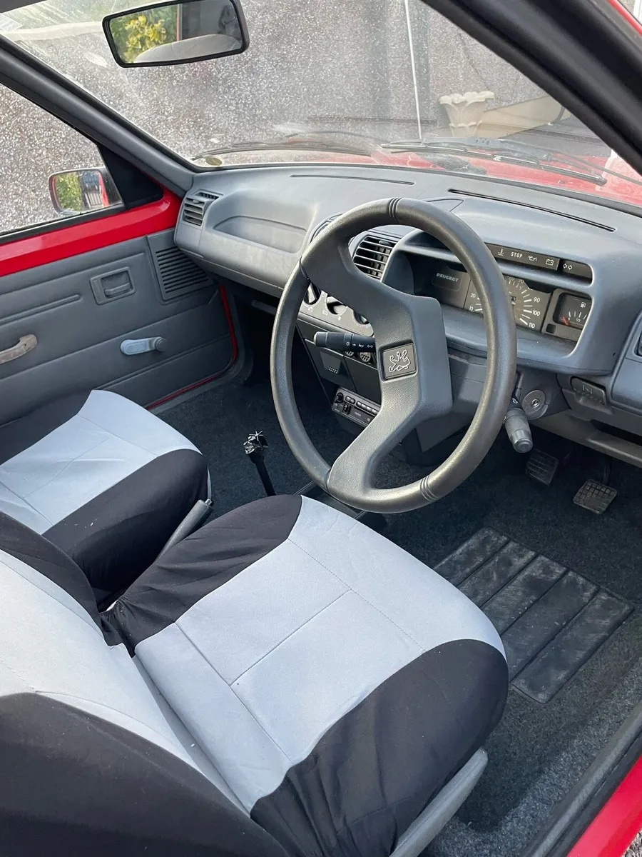 Peugeot 205 - Image 4