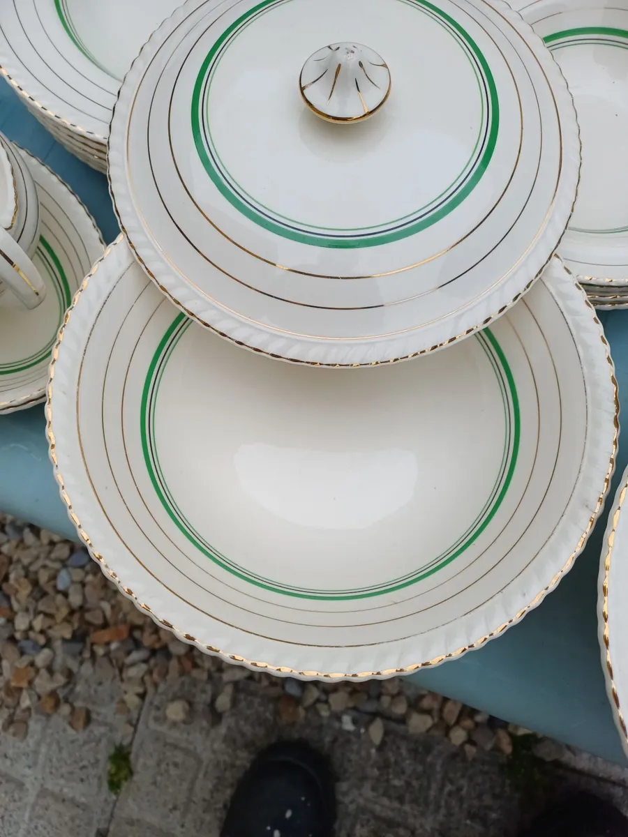 1940s Art Deco Johnson Brothers Dinner Set - Image 2