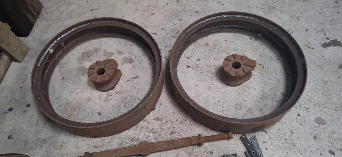 Steam engine parts - Image 3