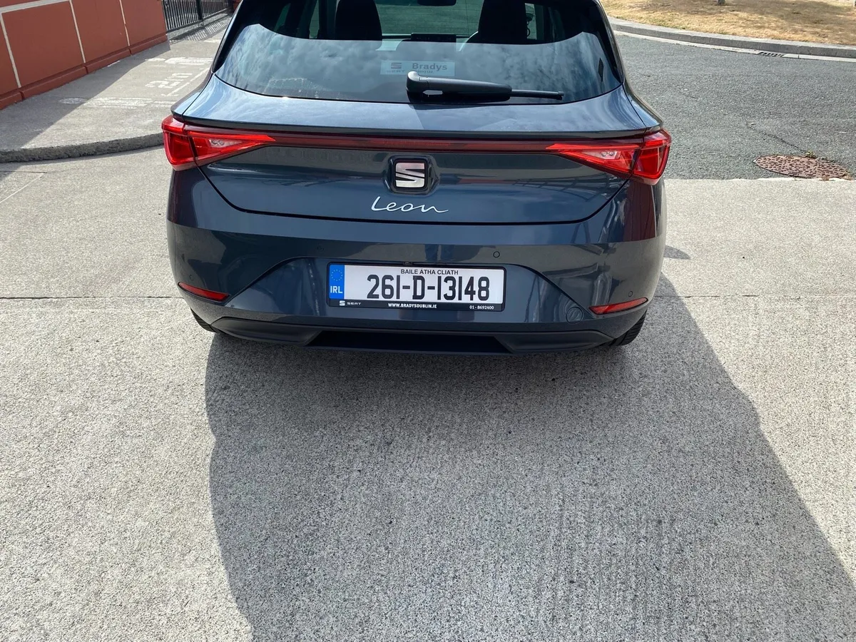 2026 Seat Leon 2.0 Litre Diesel - Image 2