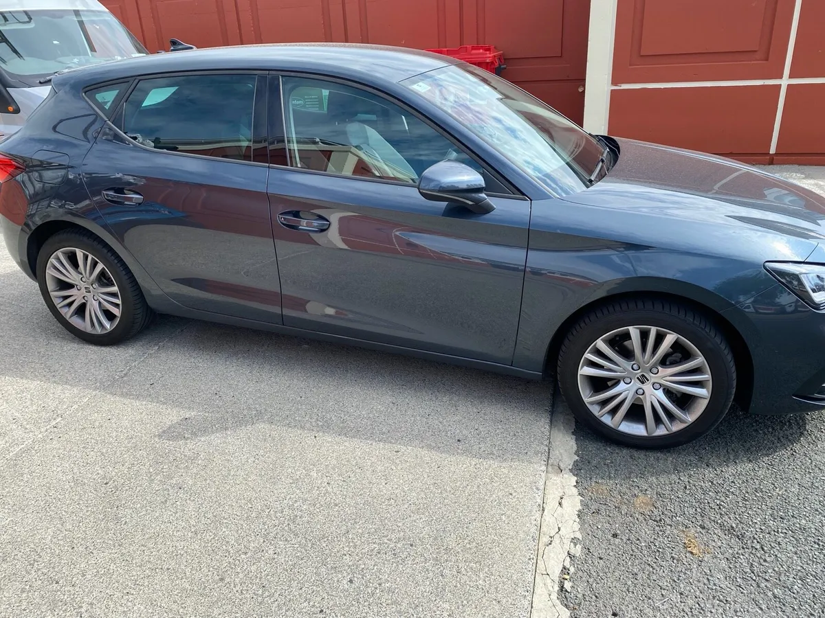 2026 Seat Leon 2.0 Litre Diesel - Image 4