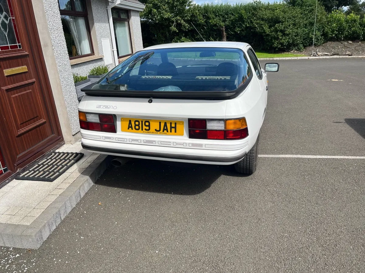 Porsche 924 1983 - Image 4