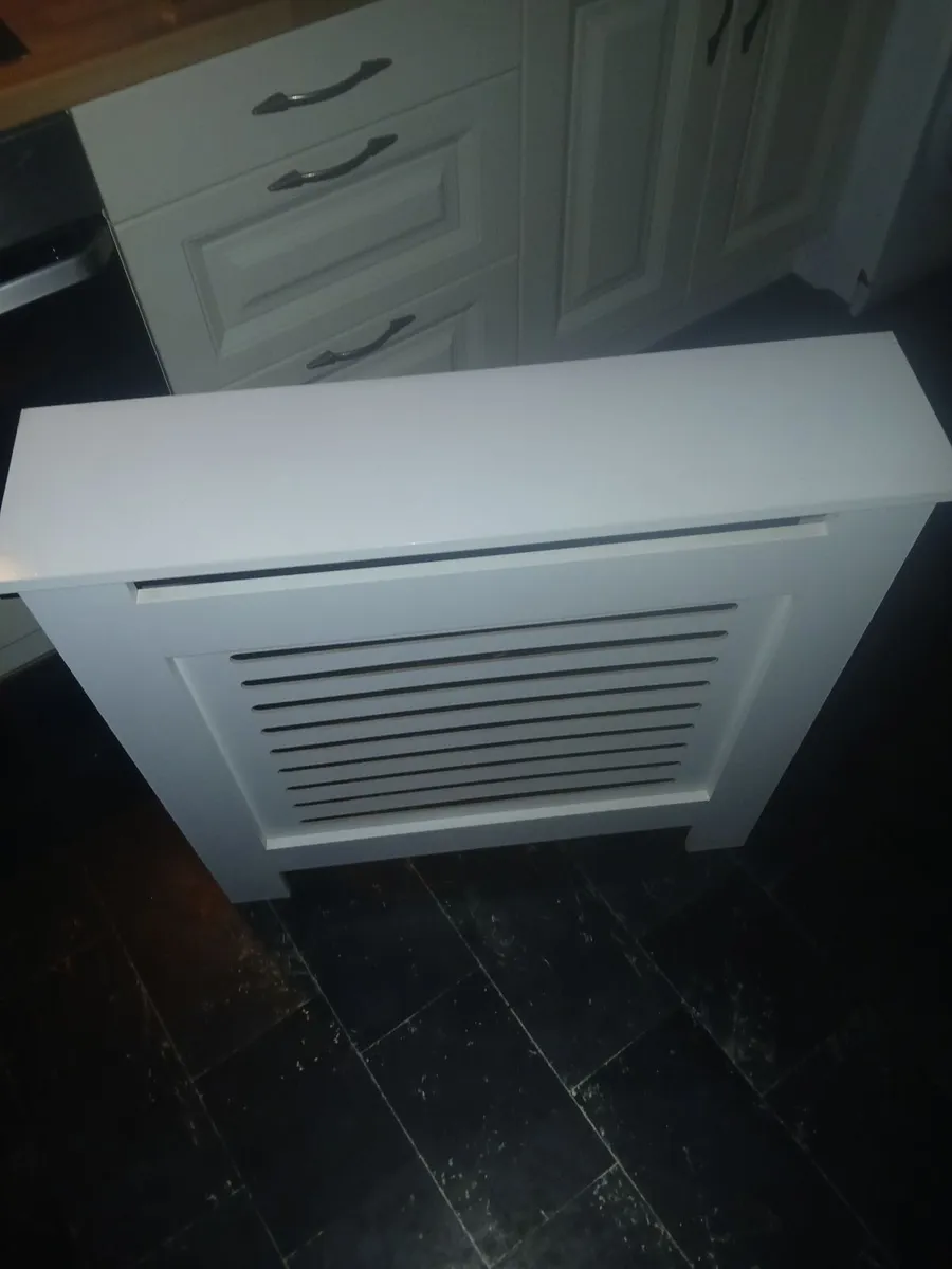 Radiator cover - Image 3