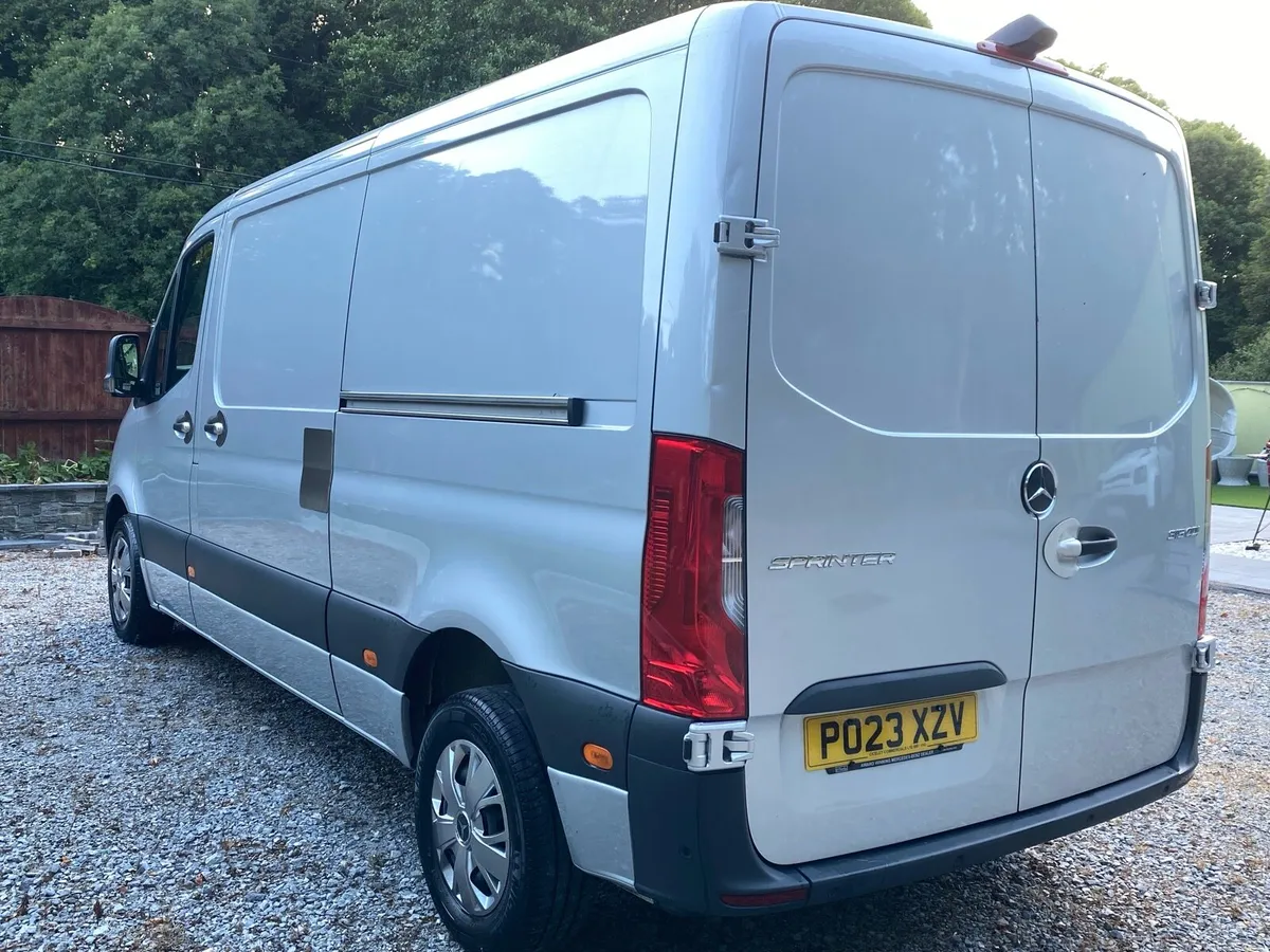 Mercedes Sprinter - Image 2