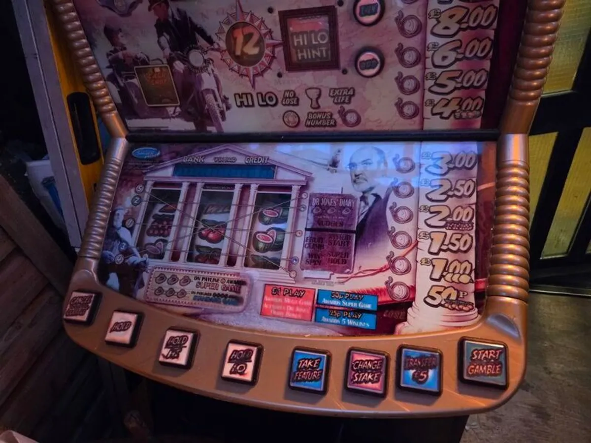 slot - Image 3