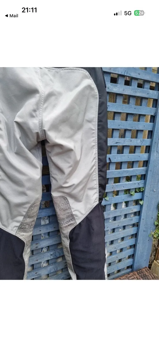 BMW Streetguard Rallye motor cycle trousers - Image 4