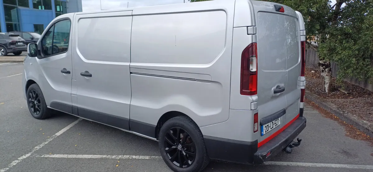 Renault Trafic 2020 NEW CVRT TEST +TAX - Image 4