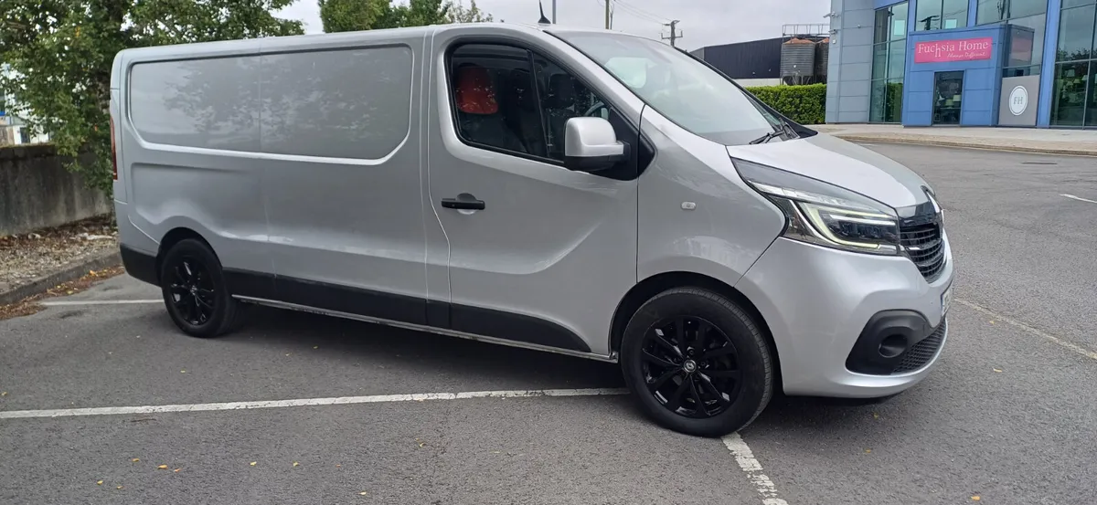 Renault Trafic 2020 NEW CVRT TEST +TAX - Image 1