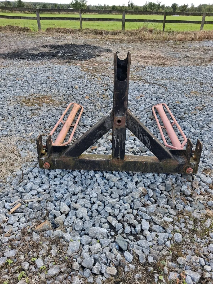 Bale handler - Image 1