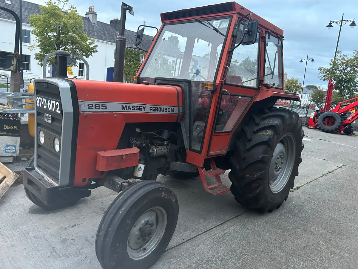 1987 Massey Ferguson 265 2wd - Image 1