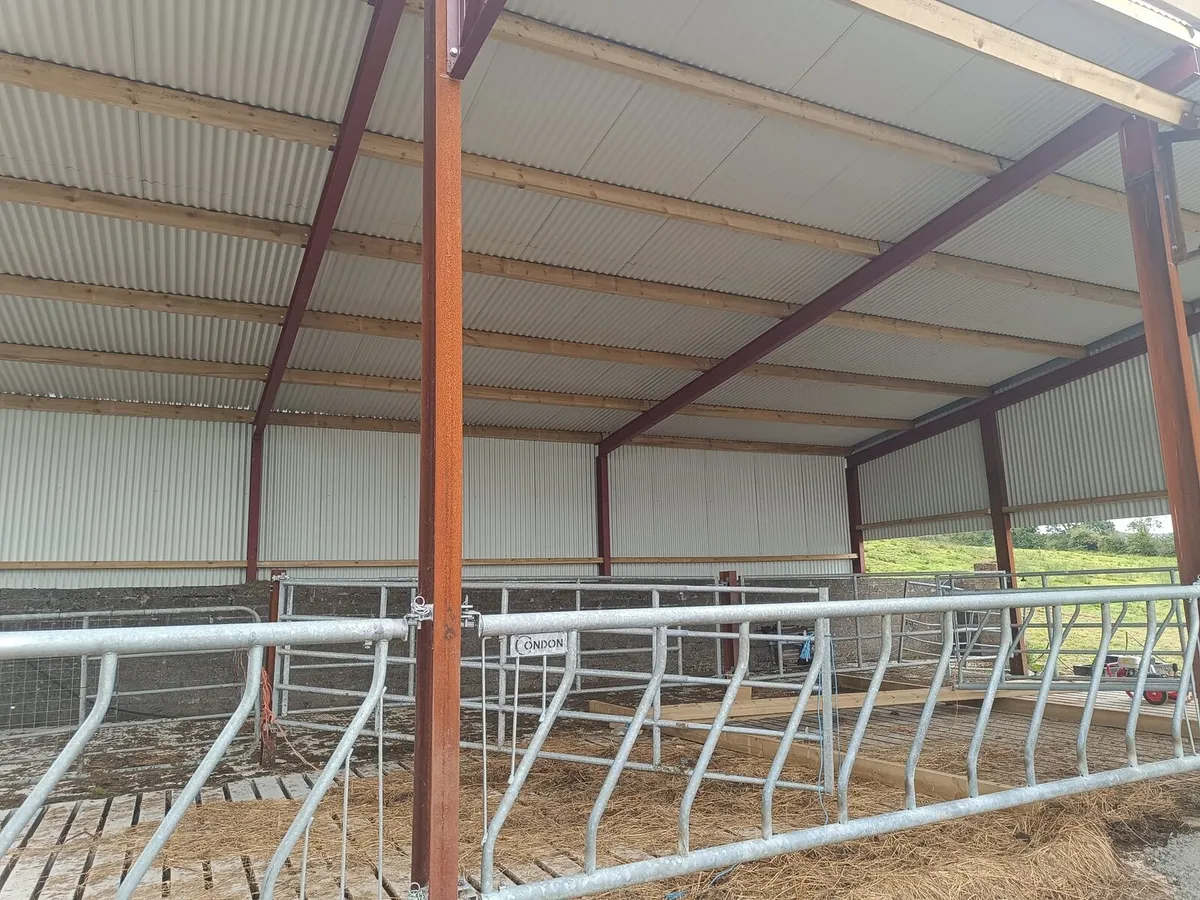 Feed barriers - Image 1