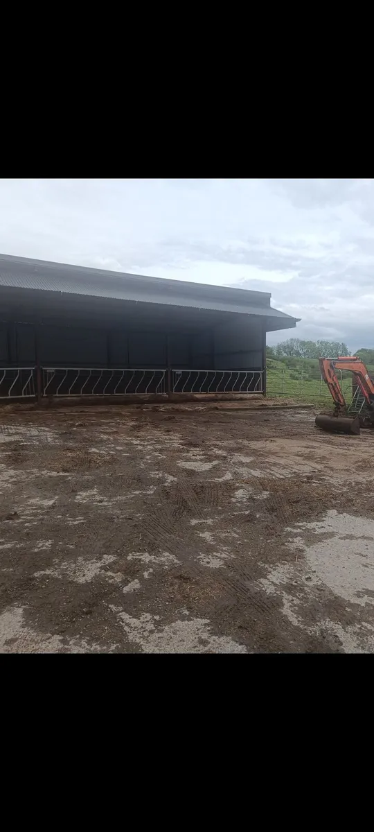 Feed barriers - Image 3