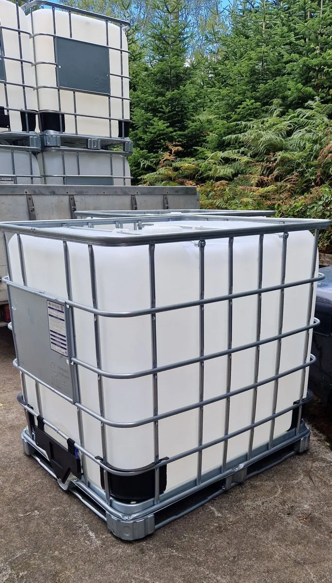 IBC Tanks 1000L - Food Grade - Image 1