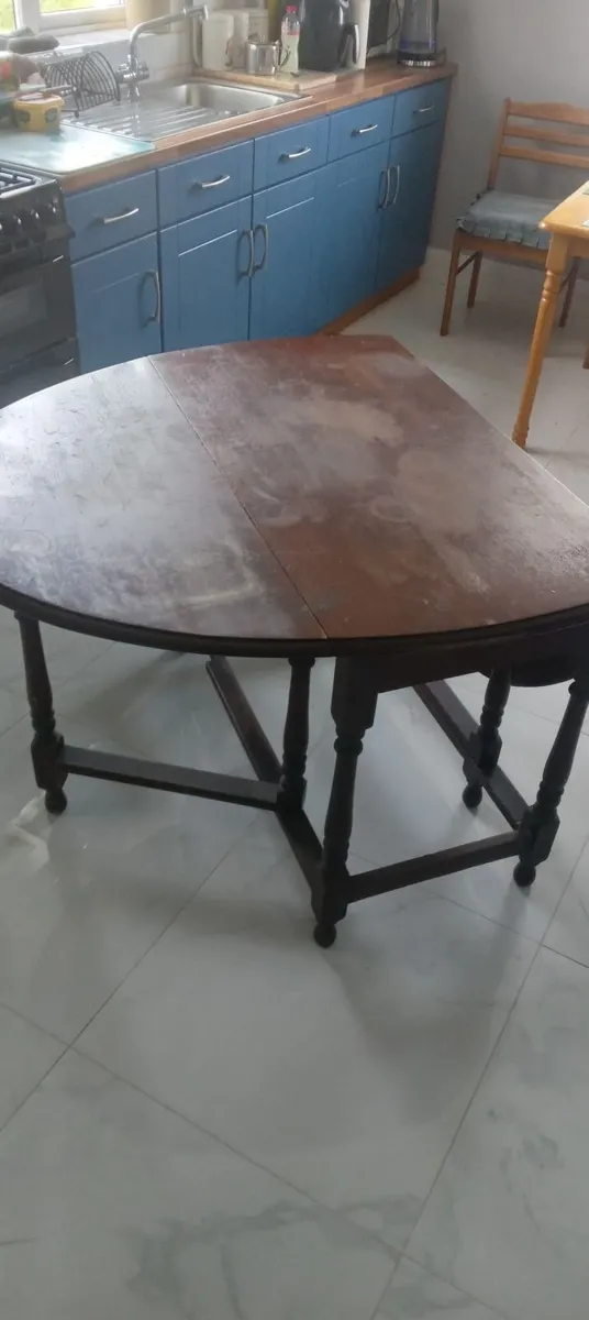 Kitchen table - Image 3
