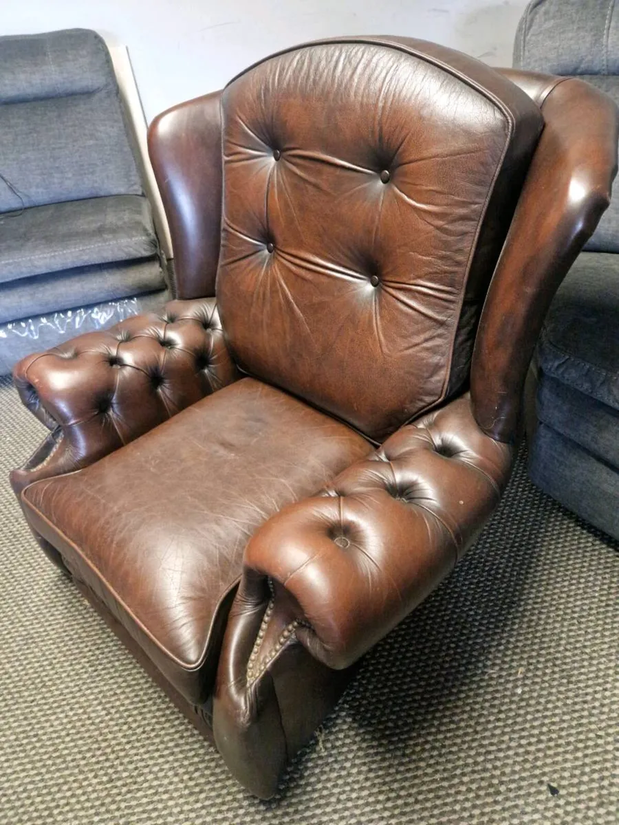 Chesterfield - Image 2