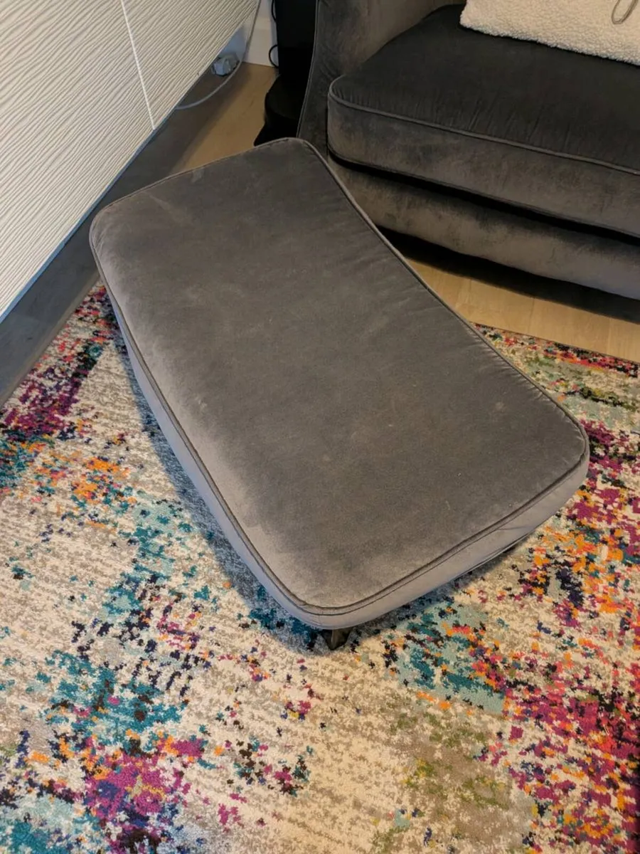 Snuggle Chair - Image 4