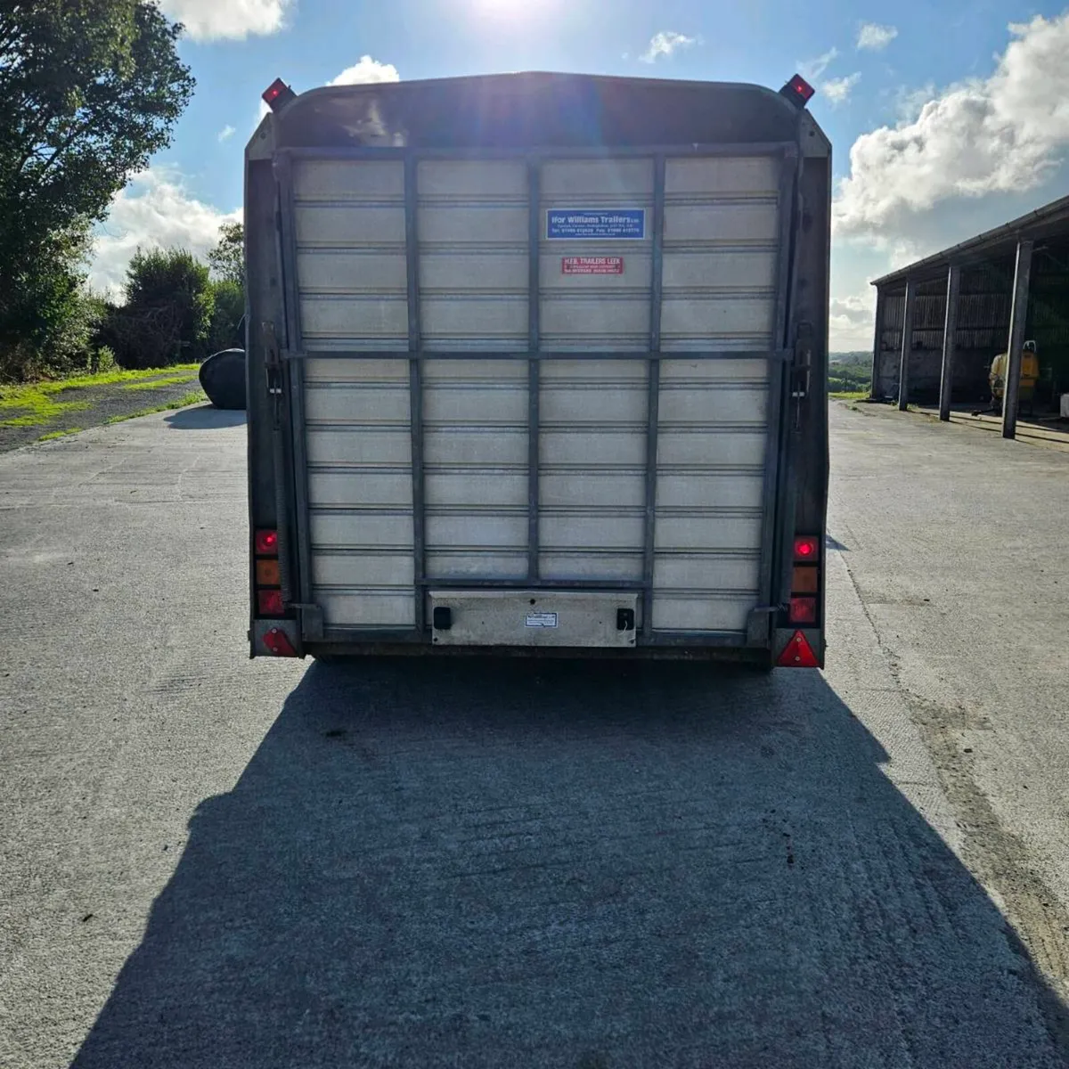 12' × 5' 10" ifor williams cattle  box - Image 2
