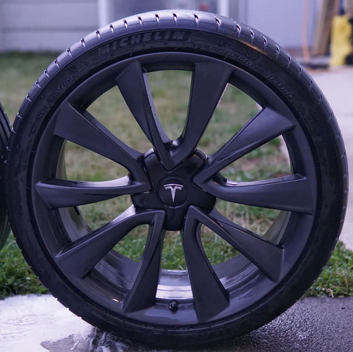 Tesla Model 3 Performance Wheels with PS4S Tyres - Image 4