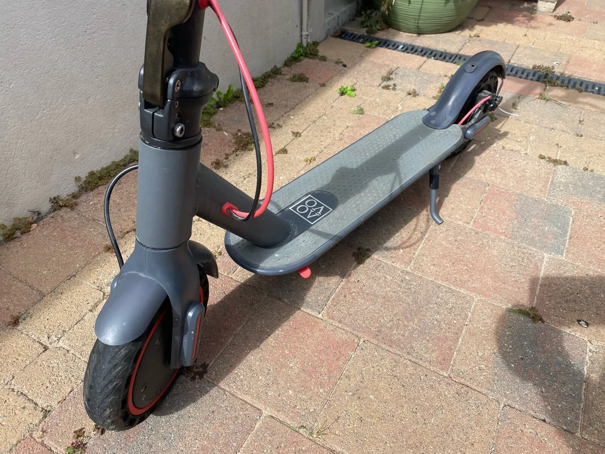 Electric scooter - Image 2