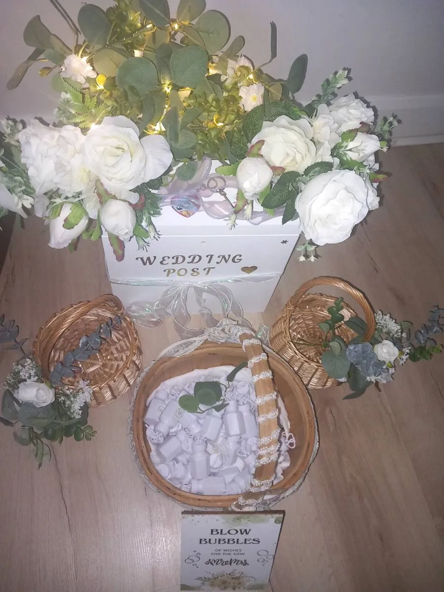 Wedding post box and baskets - Image 2