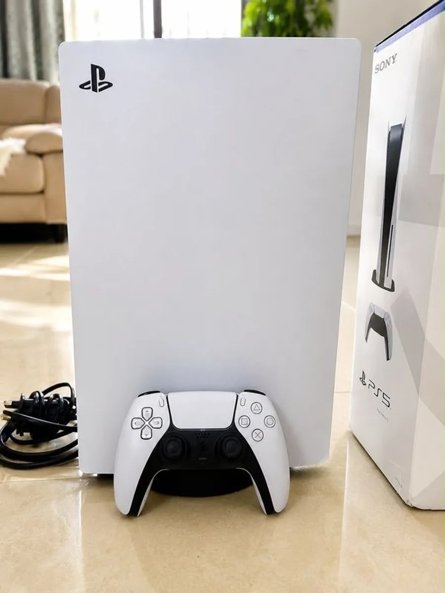 Playstation 5 - Image 3