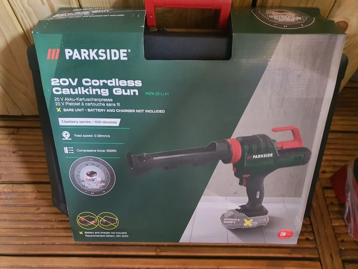 Parkside 20V Cordless Caulking Gun kit - Image 2