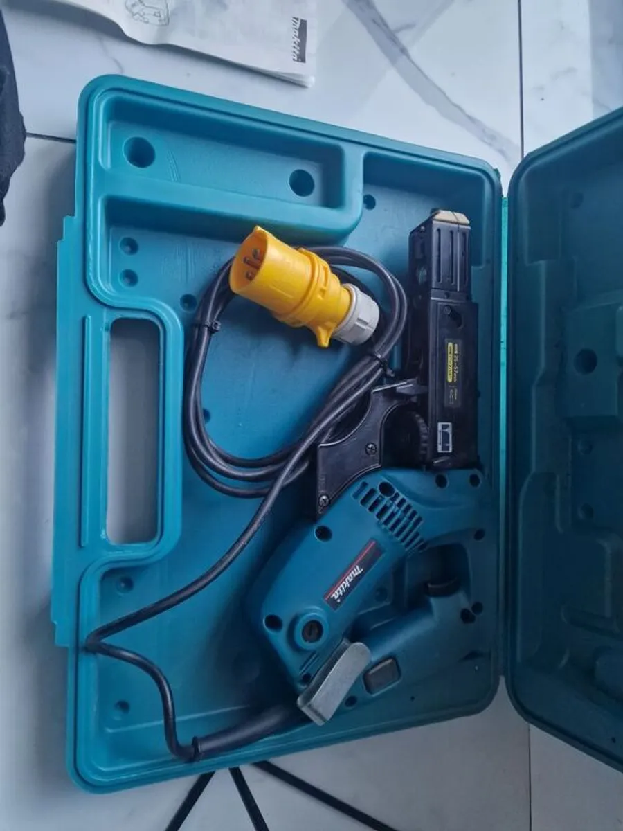 makita nail gun - Image 1