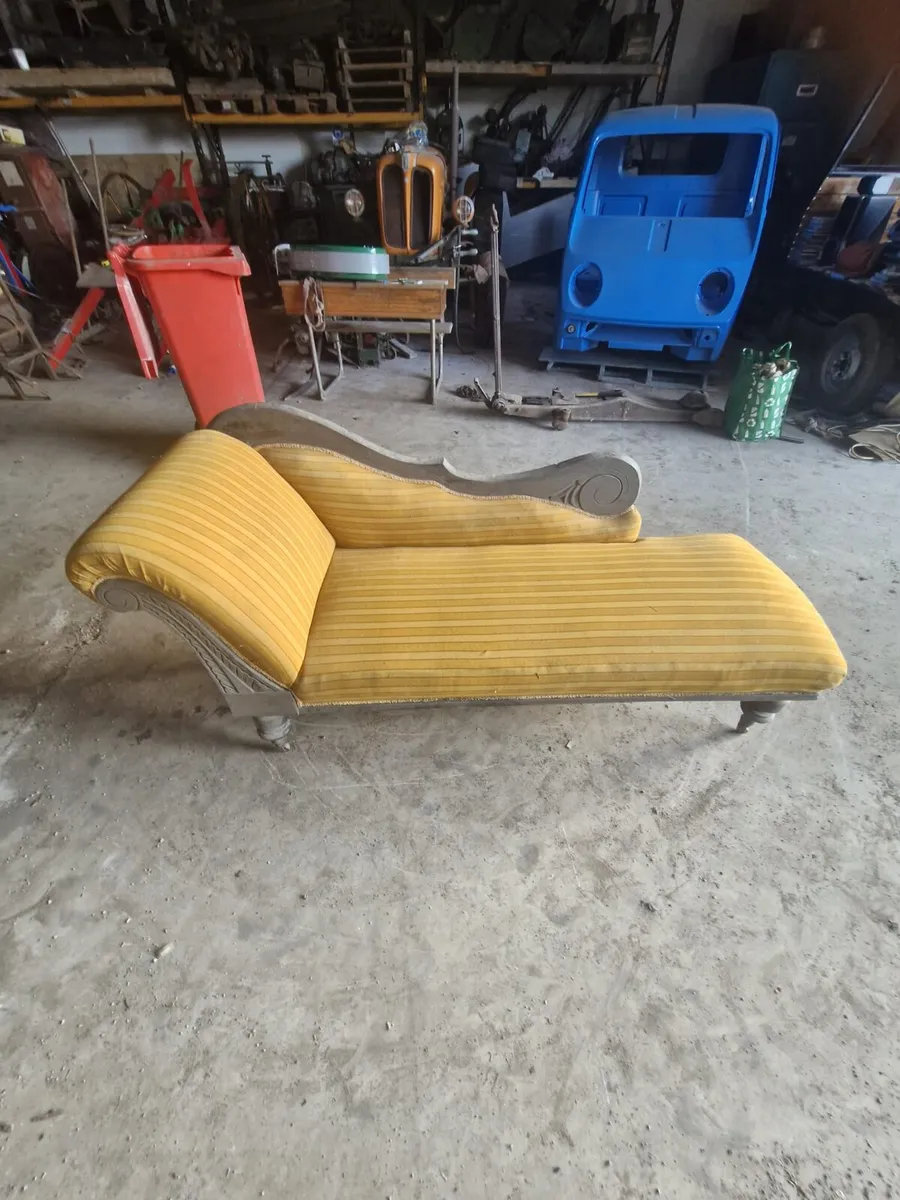 Chaise longue - Image 1