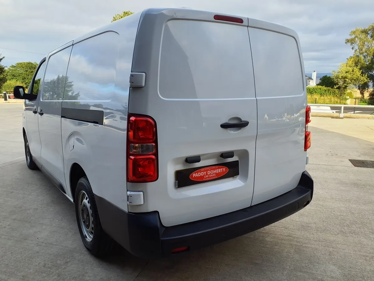 2025 Fiat Scudo L2 LWB – 1.5 Diesel – 14,700 miles - Image 4