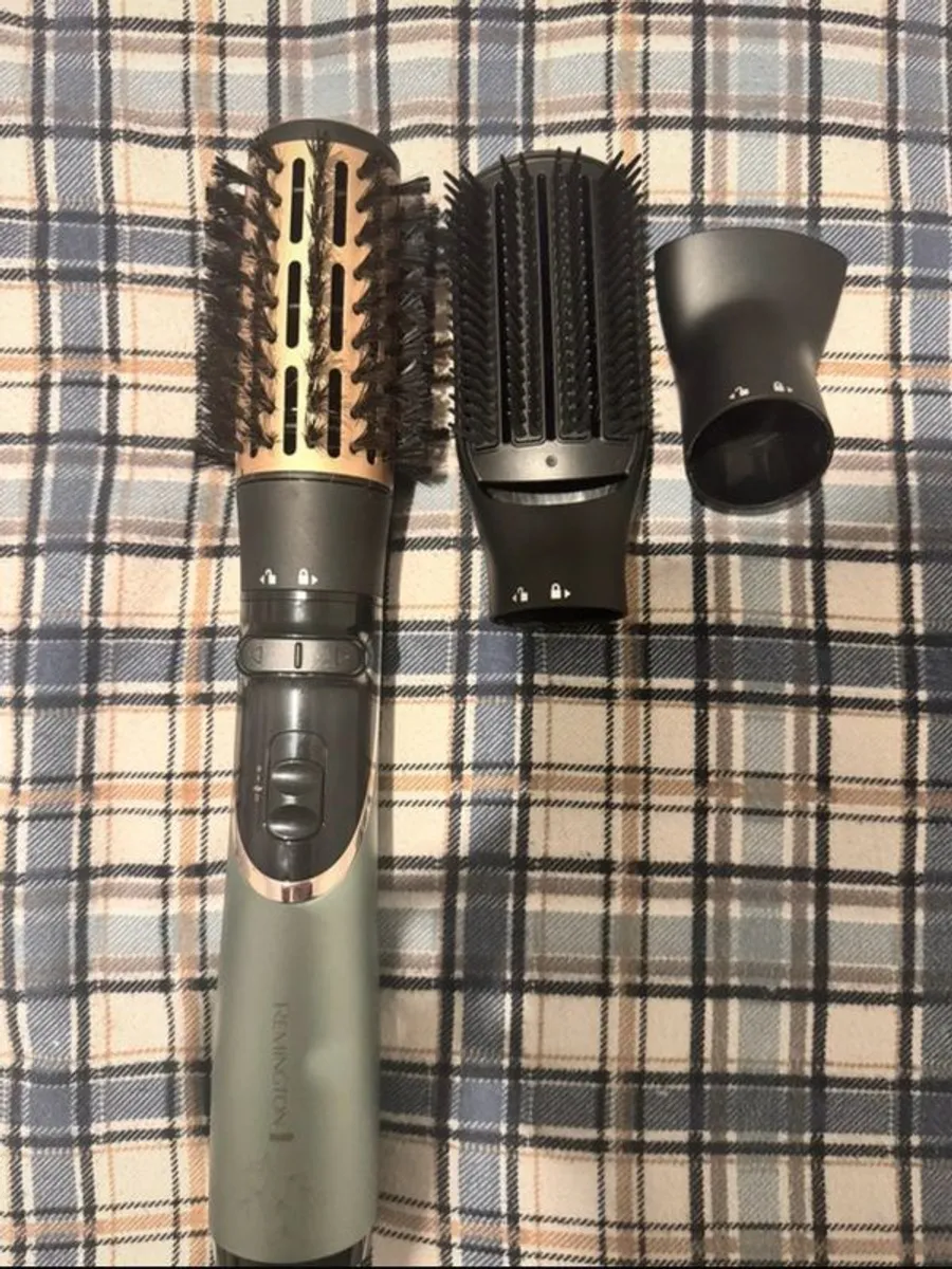 Remington Rotating Brush + BaByliss Hydro-Fusion Anti-Frizz - Image 3