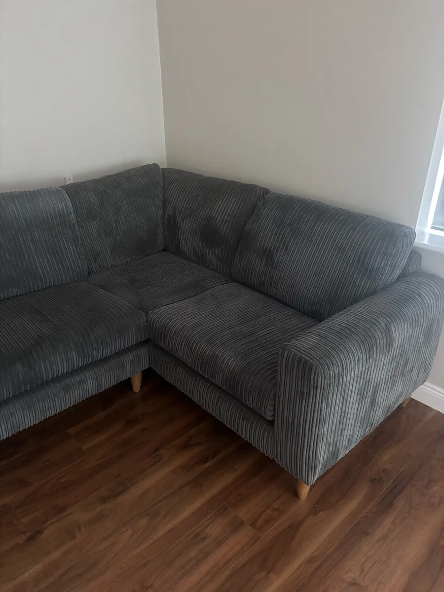 Couch and arm chair - Image 3