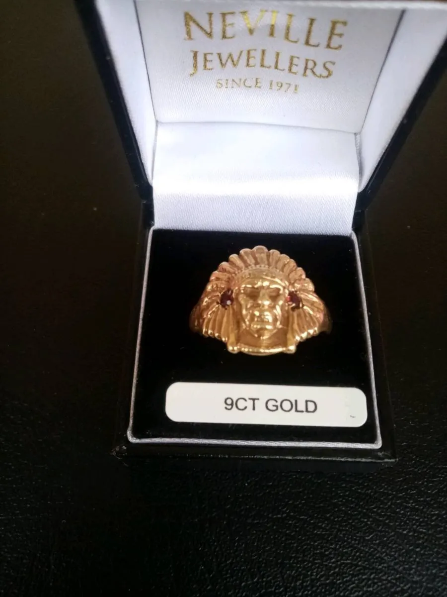 Vintage 9ct Gold Indian Chief Head Ring - Image 1