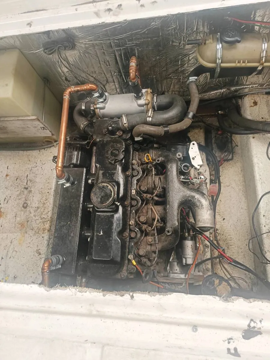 Project Bay liner 27ft - Image 3