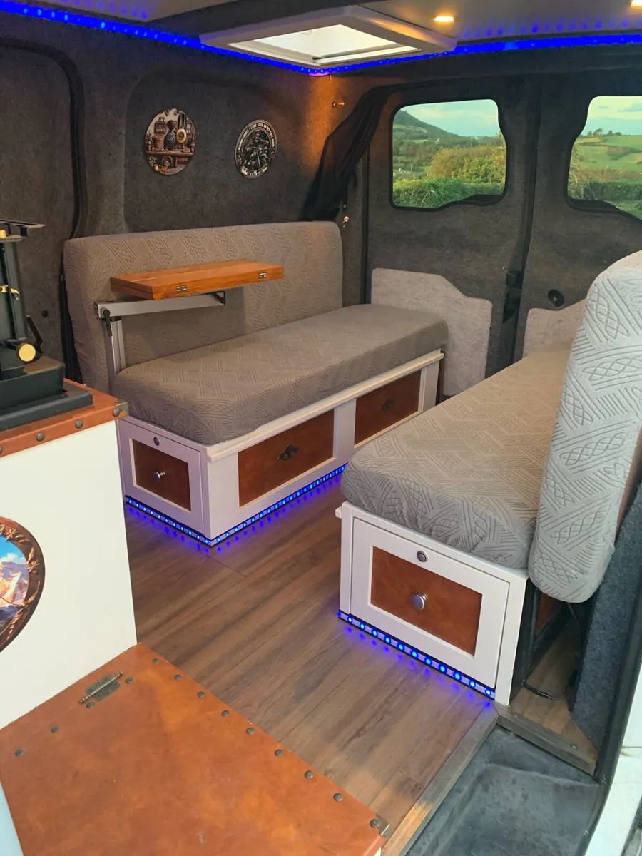 2018 Peugeot expert professional. Camper Van - Image 4