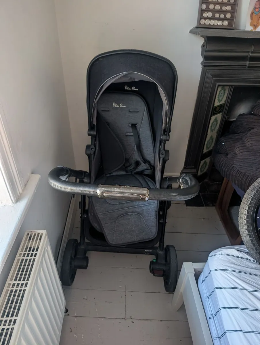 Baby pram - Image 1
