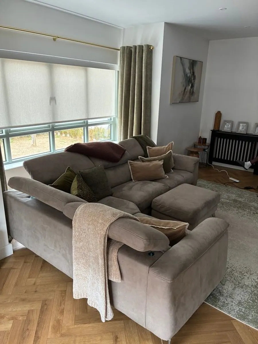 DFS Corner Sofa - Image 4